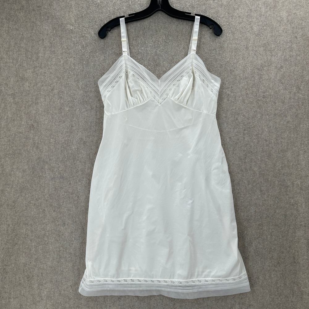 Pinehurst Lingerie Full Slip Lingerie 36 White Lace Trim V-Neck Vintage